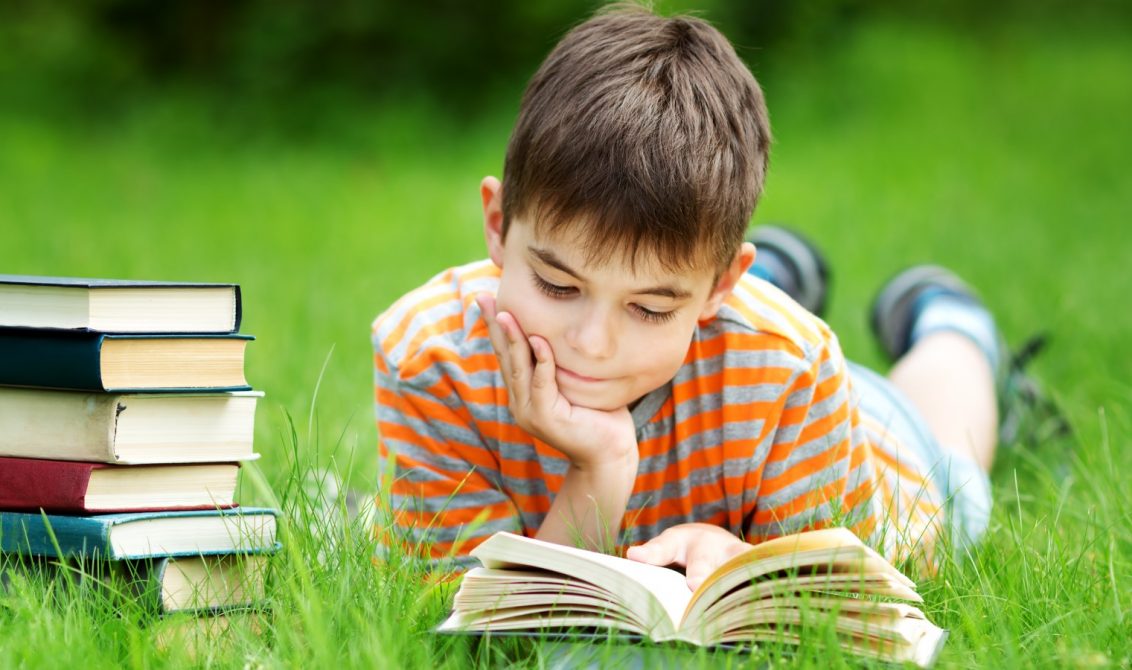 Encouraging students to read inside and outside of the classroom