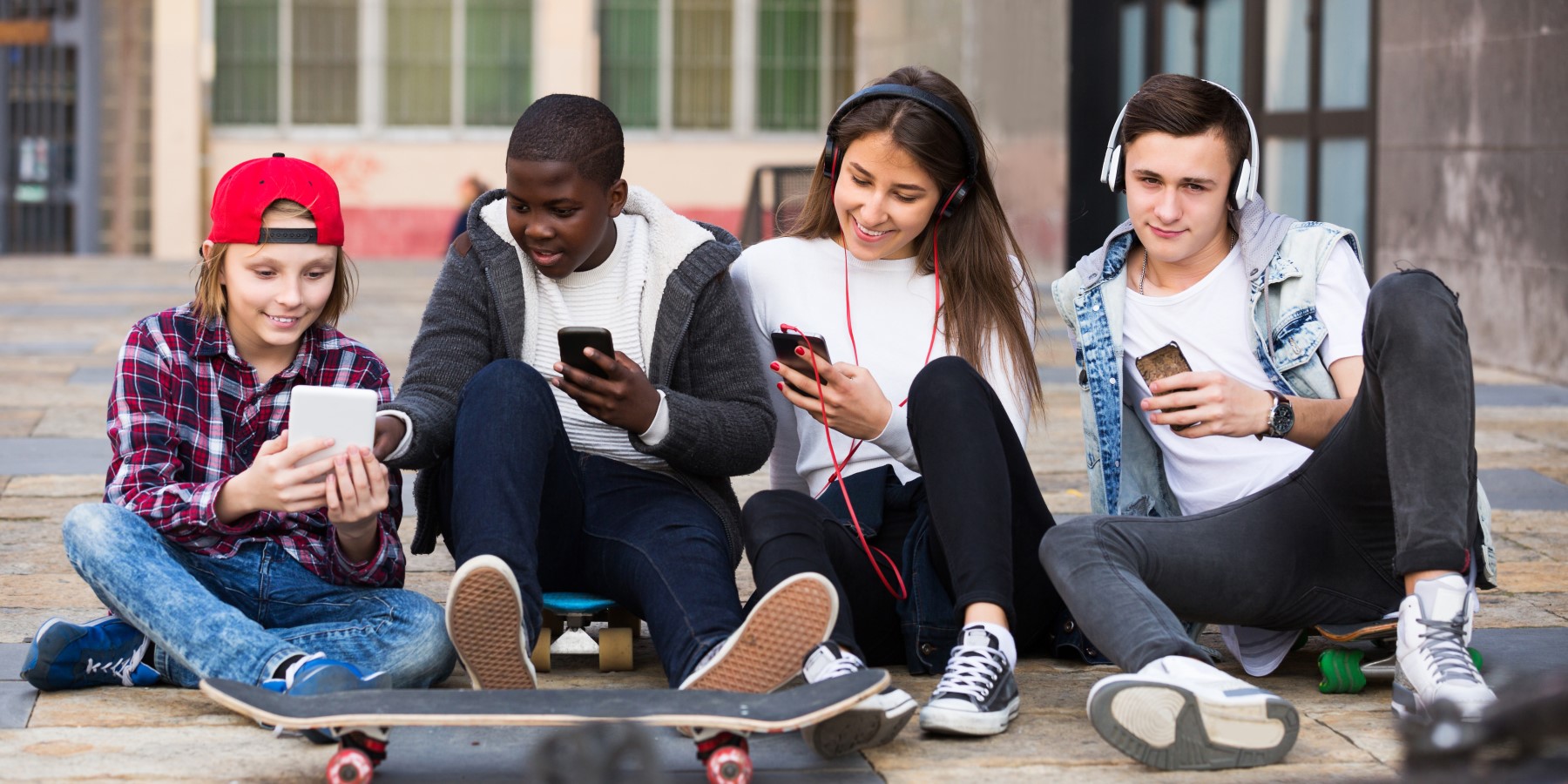 Usage of phones during the quiz is strictly prohibited ** Tie